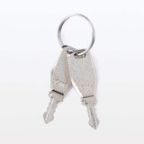 バーを自由に調節できる　ハードキャリーケース（３６Ｌ）