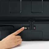 バーを自由に調節できる　ハードキャリーケース（７５Ｌ）