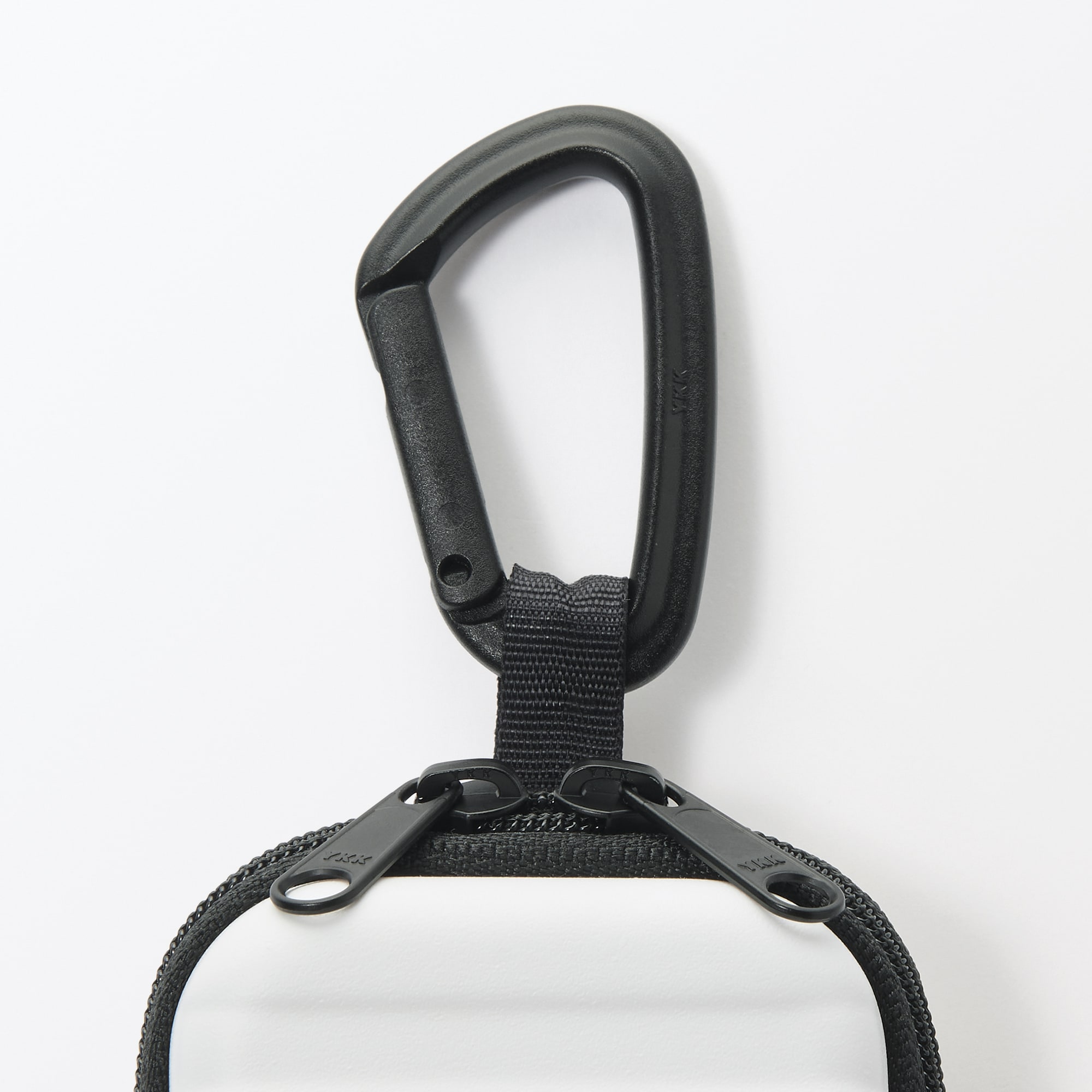 ミニ　キャリーケース