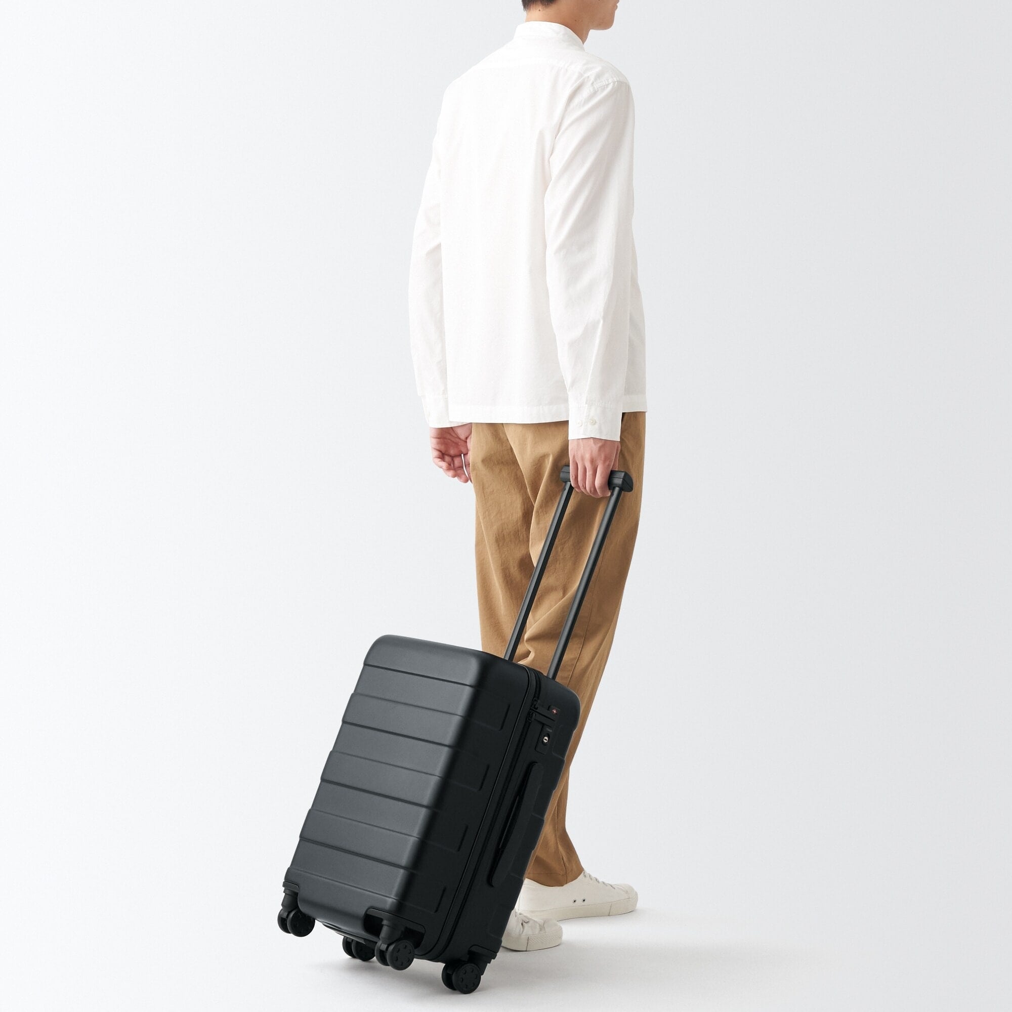 バーを自由に調節できる ハードキャリーケース（36L） | 無印良品