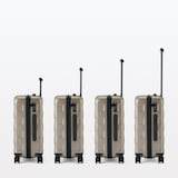 バーを自由に調節できる　ハードキャリーケース（３６Ｌ）