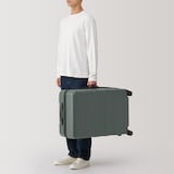 バーを自由に調節できる　ハードキャリーケース（７５Ｌ）