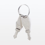 バーを自由に調節できる　ハードキャリーケース（１０５Ｌ）