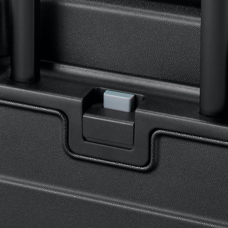 バーを自由に調節できる　フロントオープンキャリーケース（３２Ｌ）