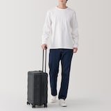 バーを自由に調節できる　フロントオープンキャリーケース（３２Ｌ）