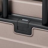 バーを自由に調節できる　フロントオープンキャリーケース（３２Ｌ）