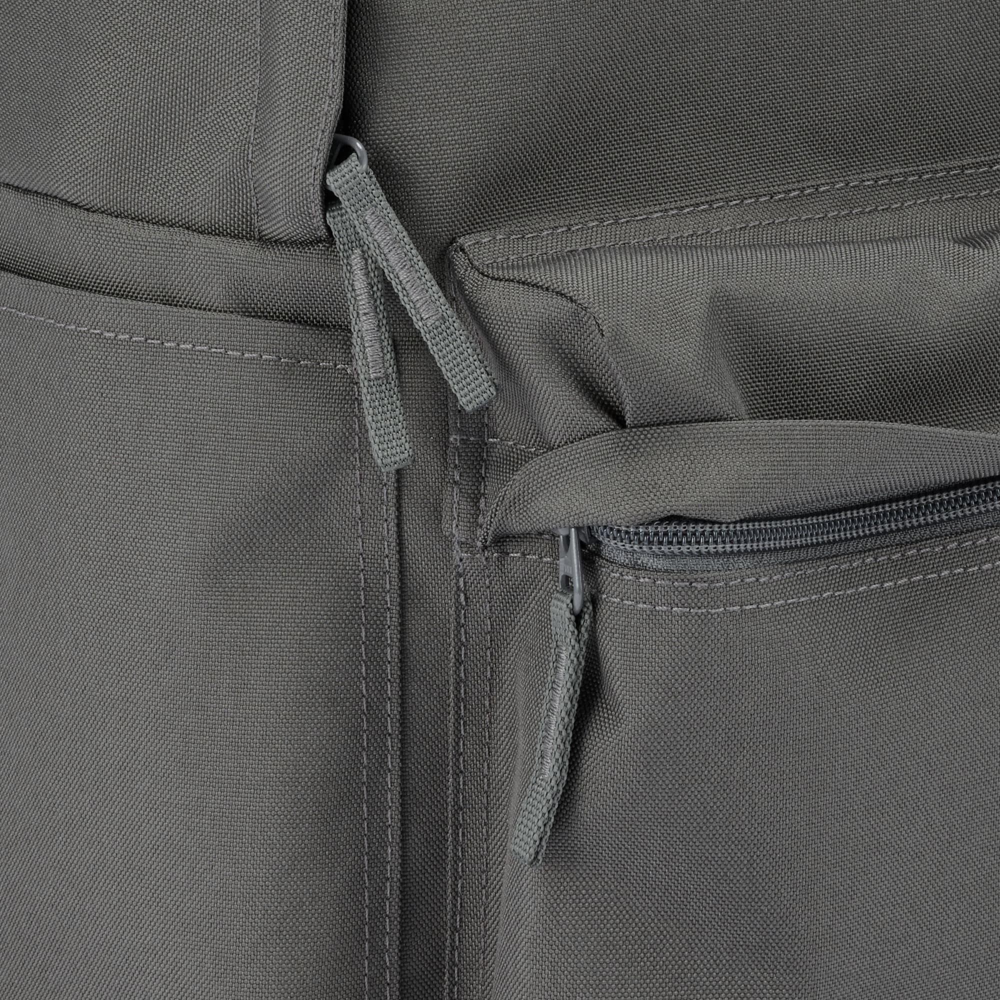 肩の負担を軽くする　撥水リュックサック