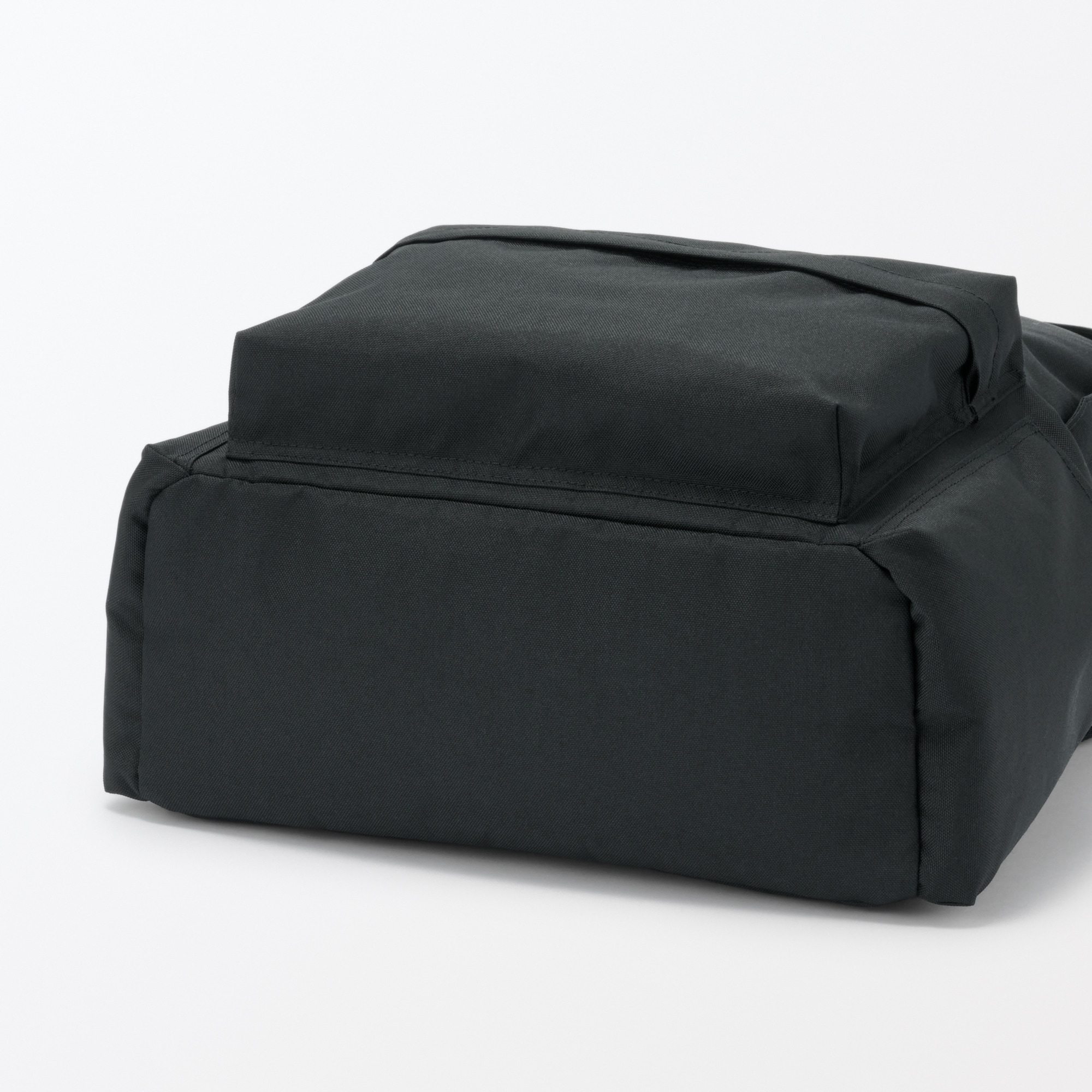 【無印良品】肩の負担を軽くする　撥水大容量リュックサック 無印良品 リュック 肩の負担を軽くする 撥水大容量リュック