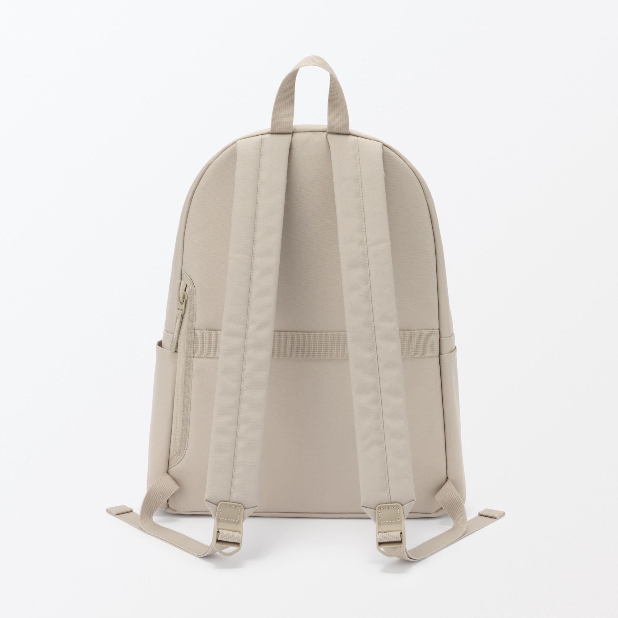 肩の負担を軽くする　撥水リュックサック