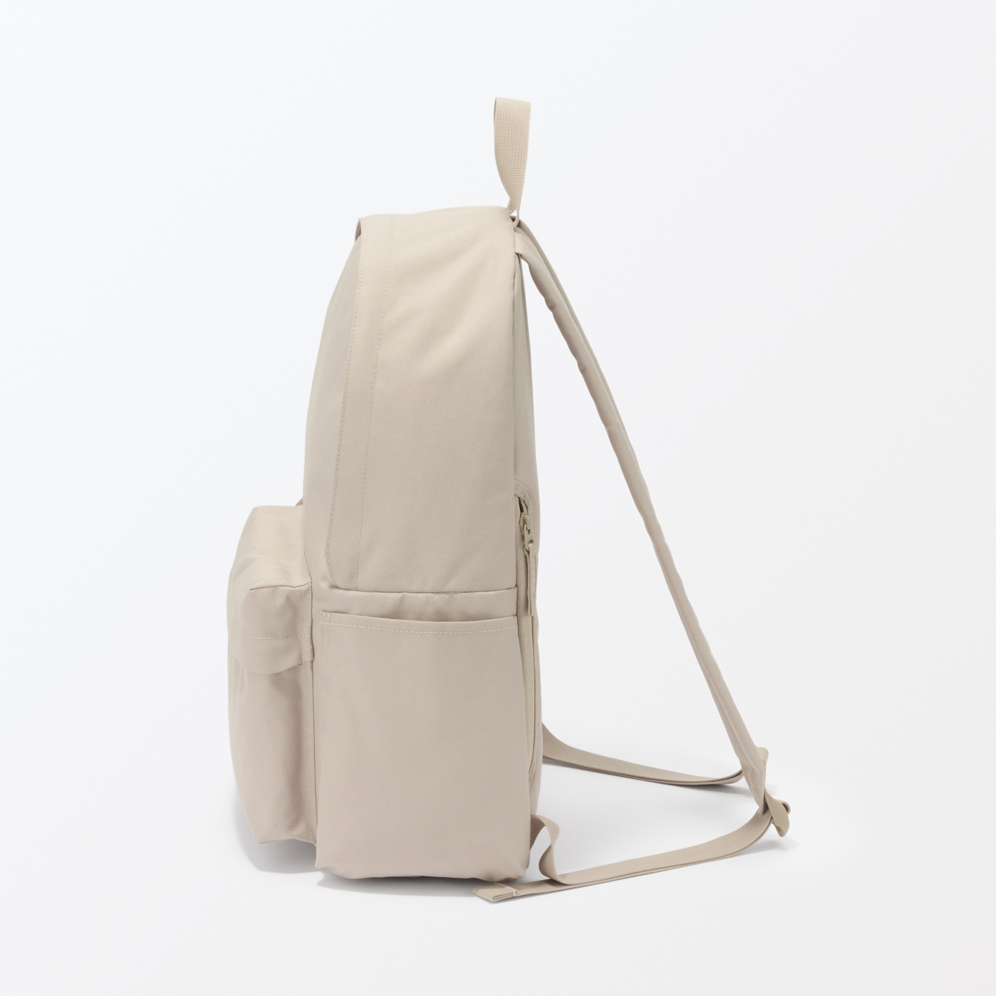 肩の負担を軽くする　撥水リュックサック