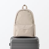 肩の負担を軽くする　撥水リュックサック