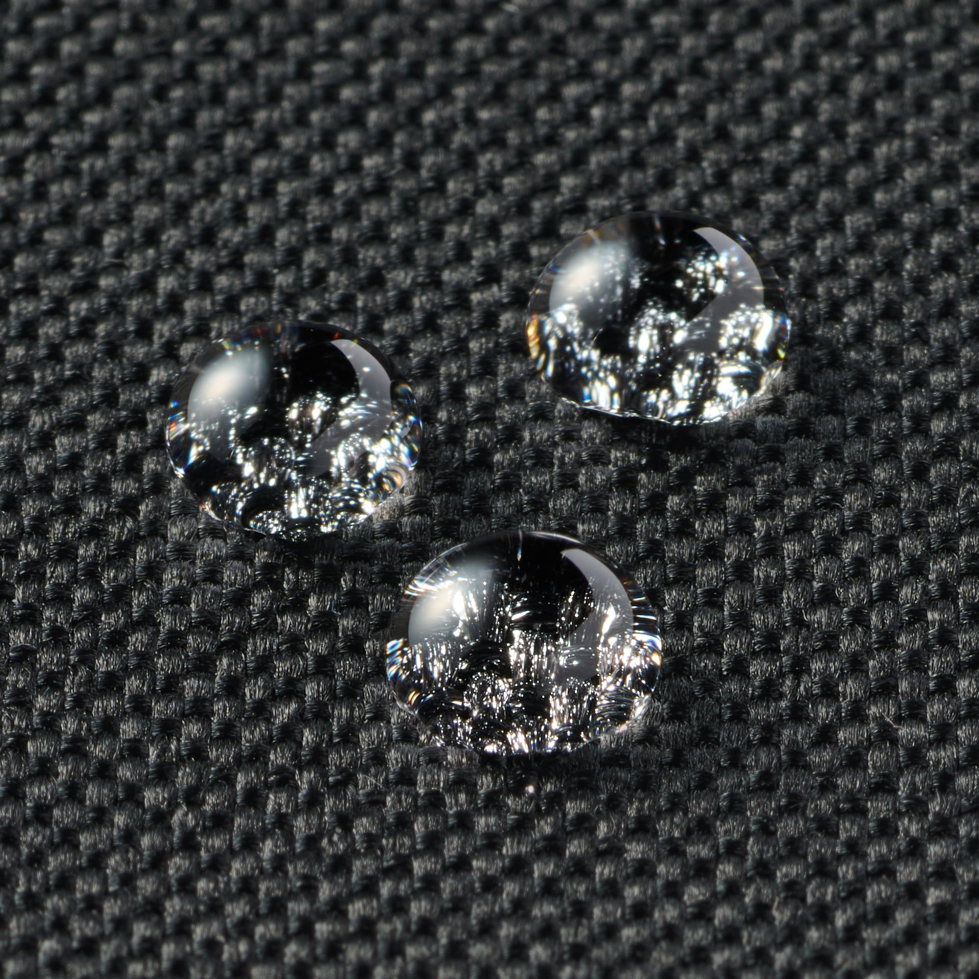 ポーチとしても使える　撥水ミニサコッシュ