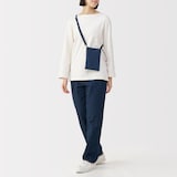 ポーチとしても使える　撥水ミニサコッシュ