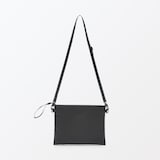 ポーチとしても使える　撥水サコッシュ