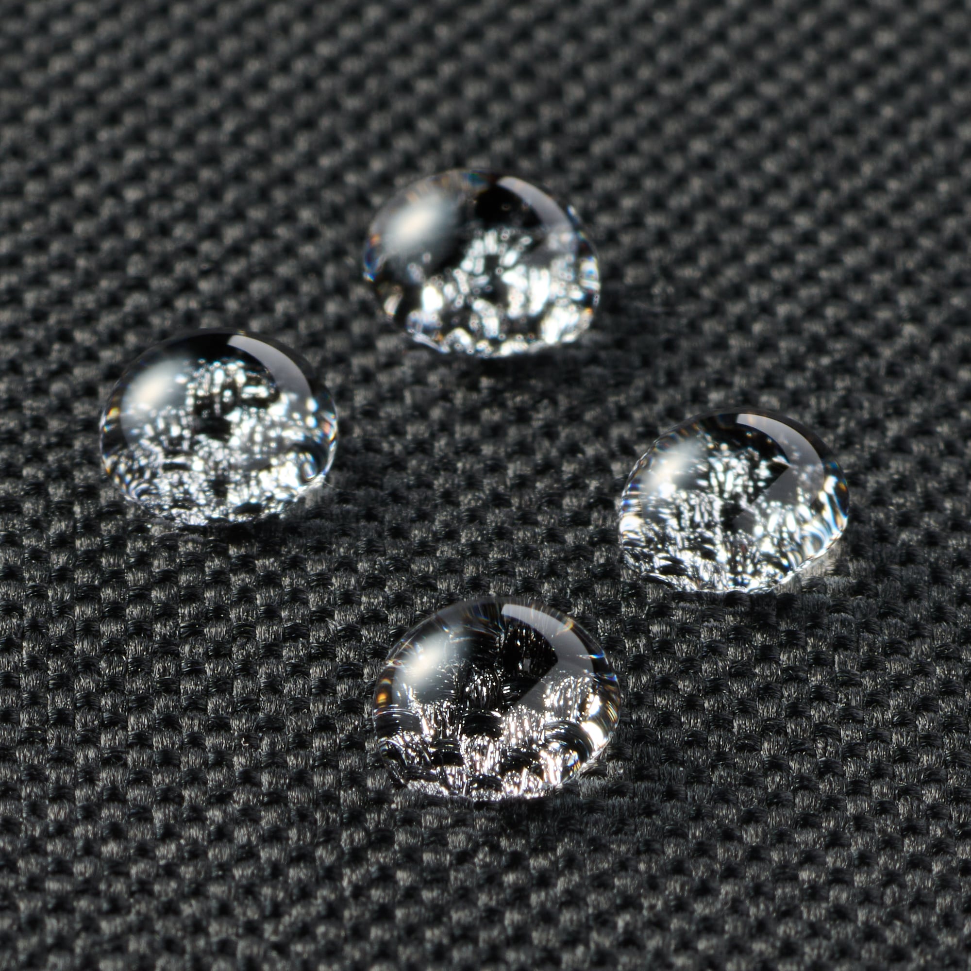 ポーチとしても使える　撥水サコッシュ