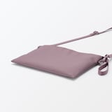 ポーチとしても使える　撥水サコッシュ