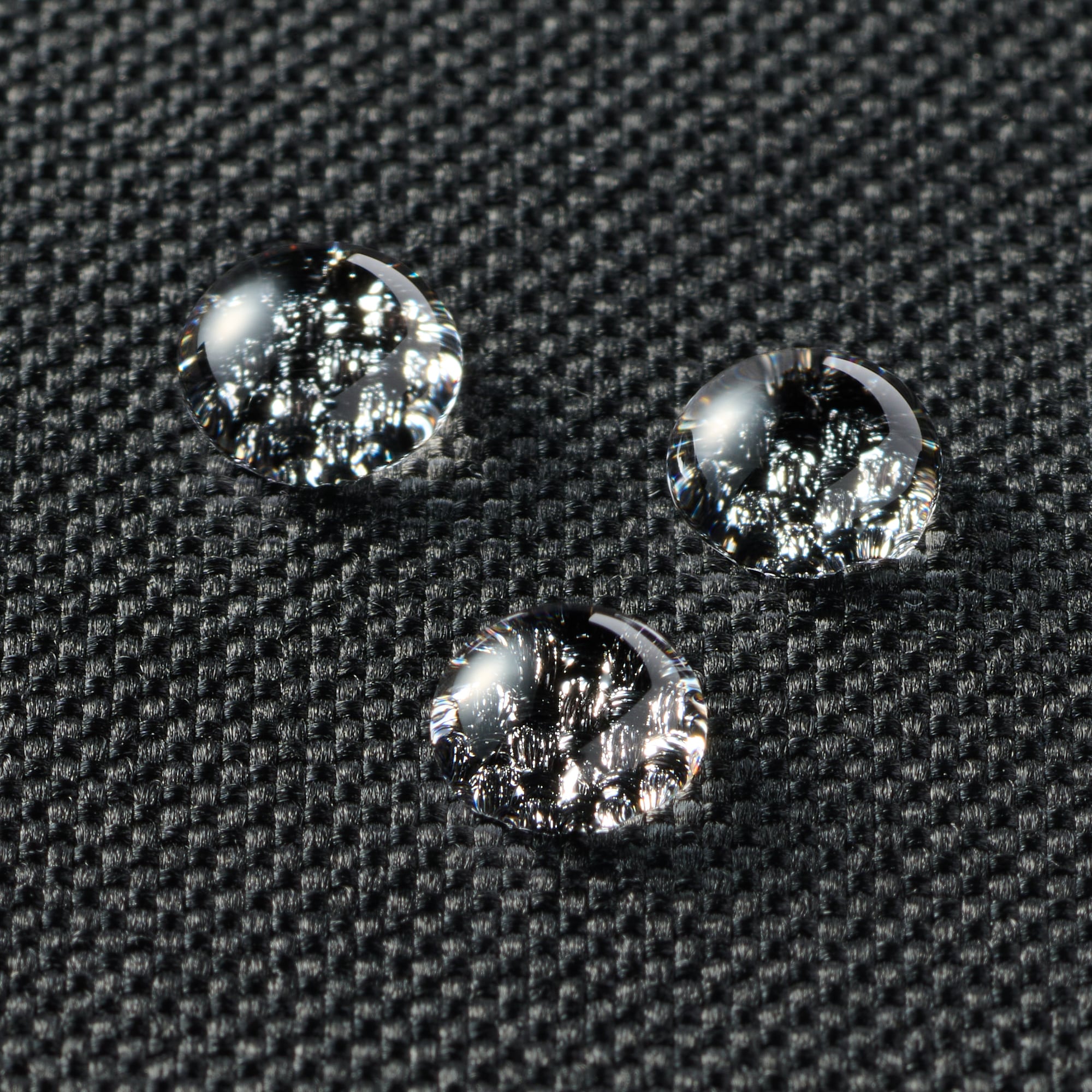 背面ポケット付き　撥水ショルダーバッグ