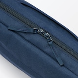 背面ポケット付き　撥水ショルダーバッグ