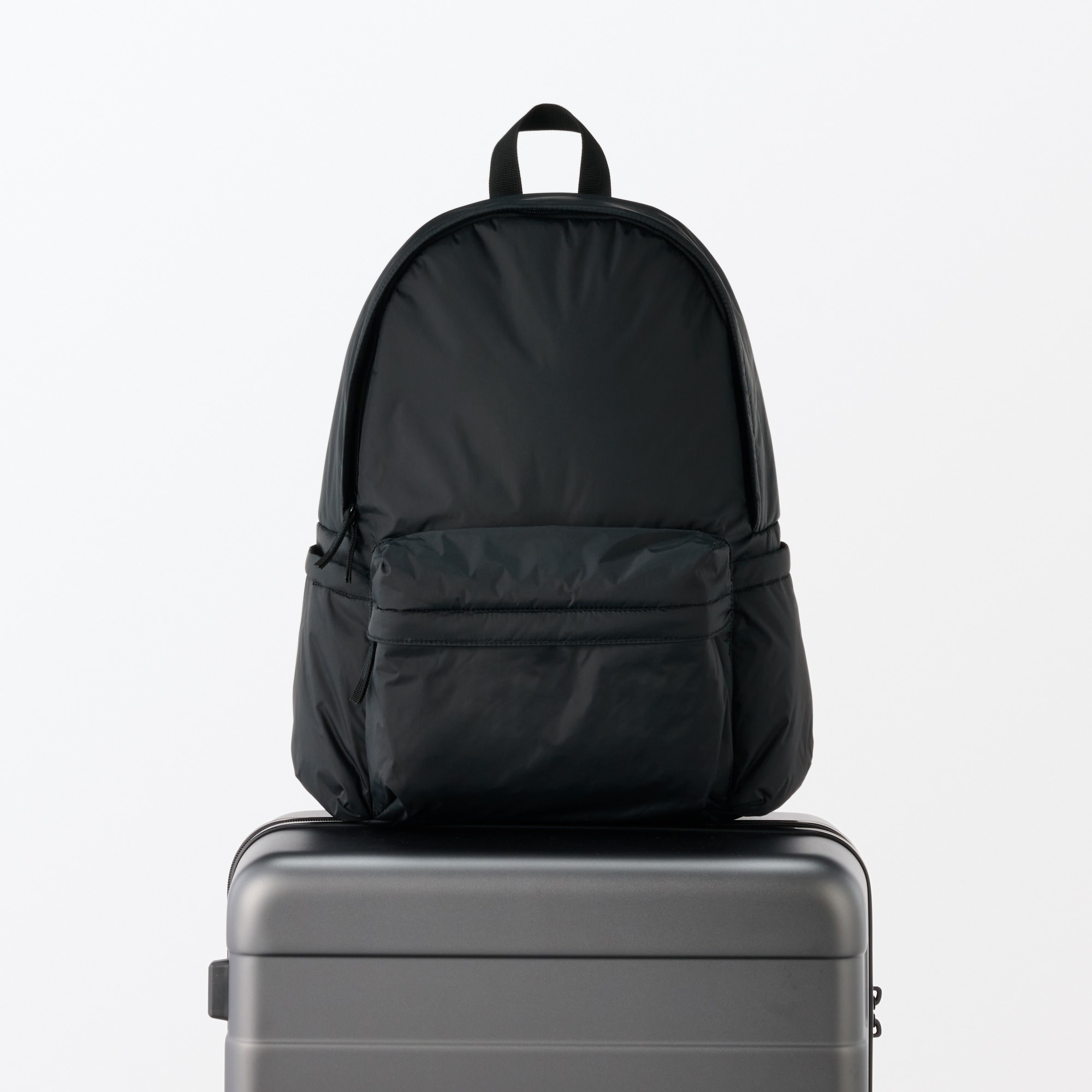 肩の負担を軽くする 撥水中わた入りリュックサック | 無印良品