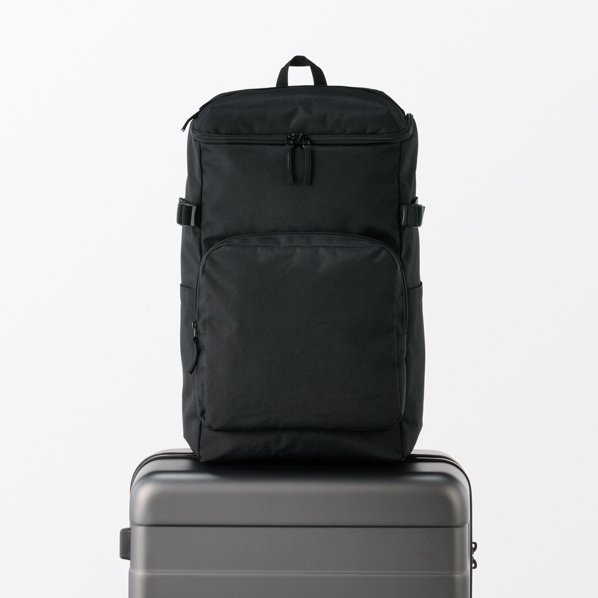 無印 パック 肩の負担を軽くする 撥水上から開くリュックサック | 無印良品