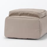 肩の負担を軽くする　撥水上から開くリュックサック