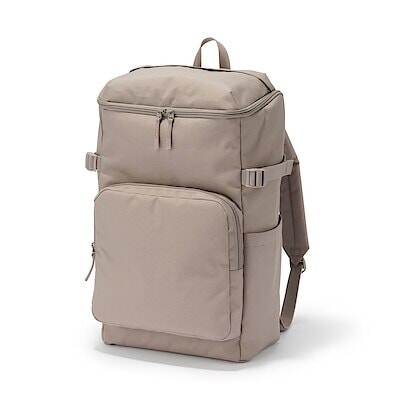 肩の負担を軽くする　撥水上から開くリュックサック