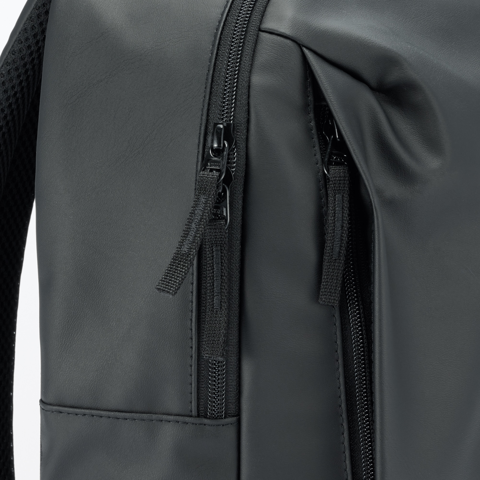 植物由来の原料を使った　デイバッグ