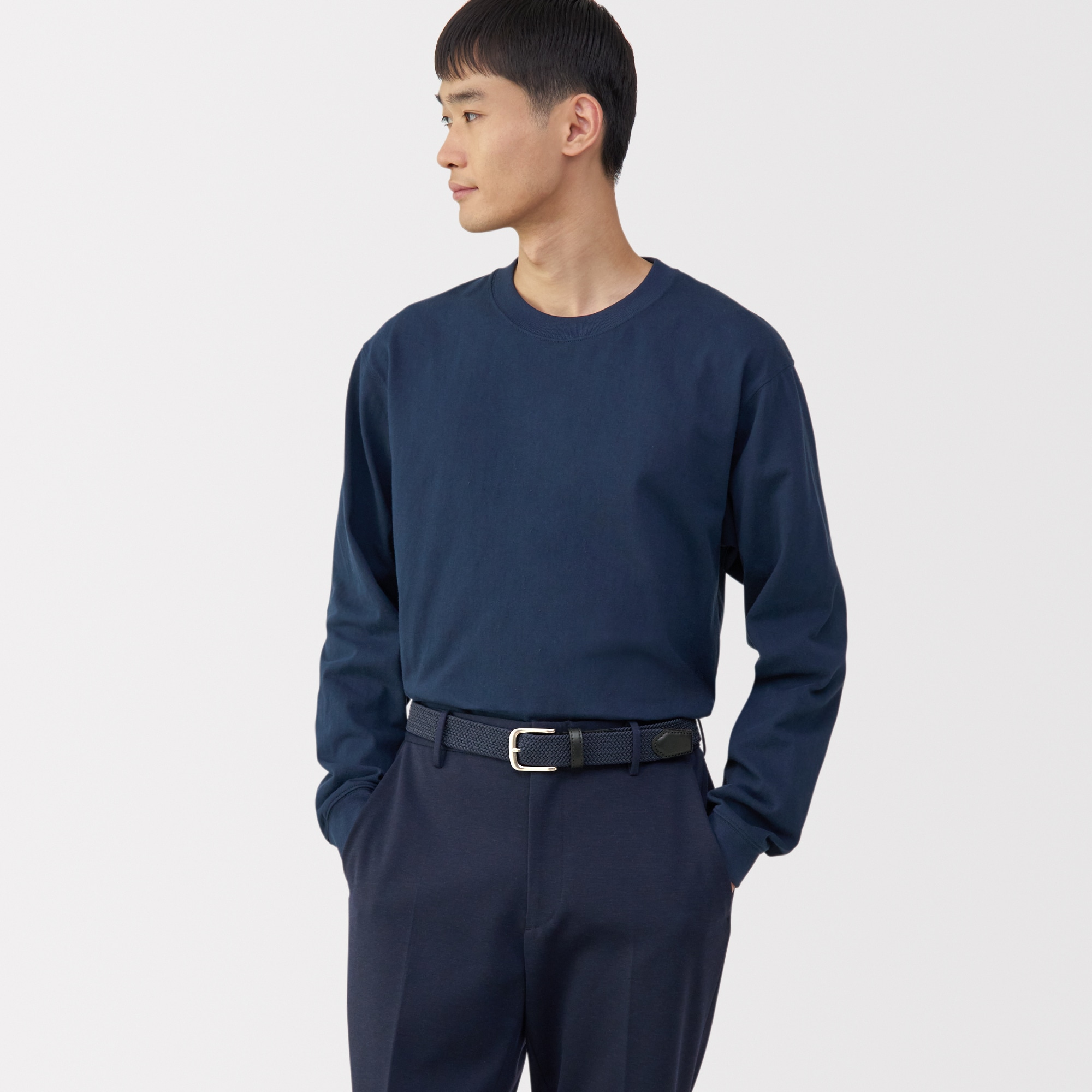 自由な位置で留められる　ストレッチベルト