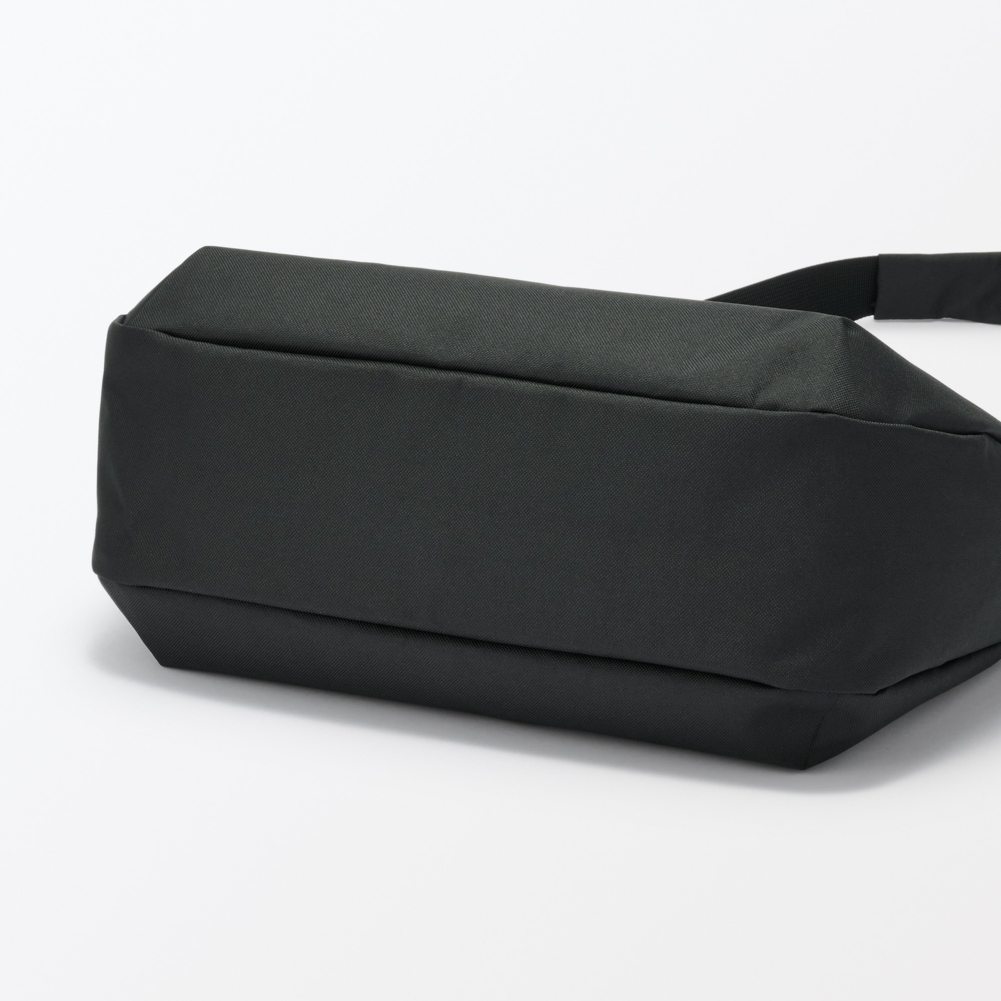 撥水２ＷＡＹワンショルダーバッグ