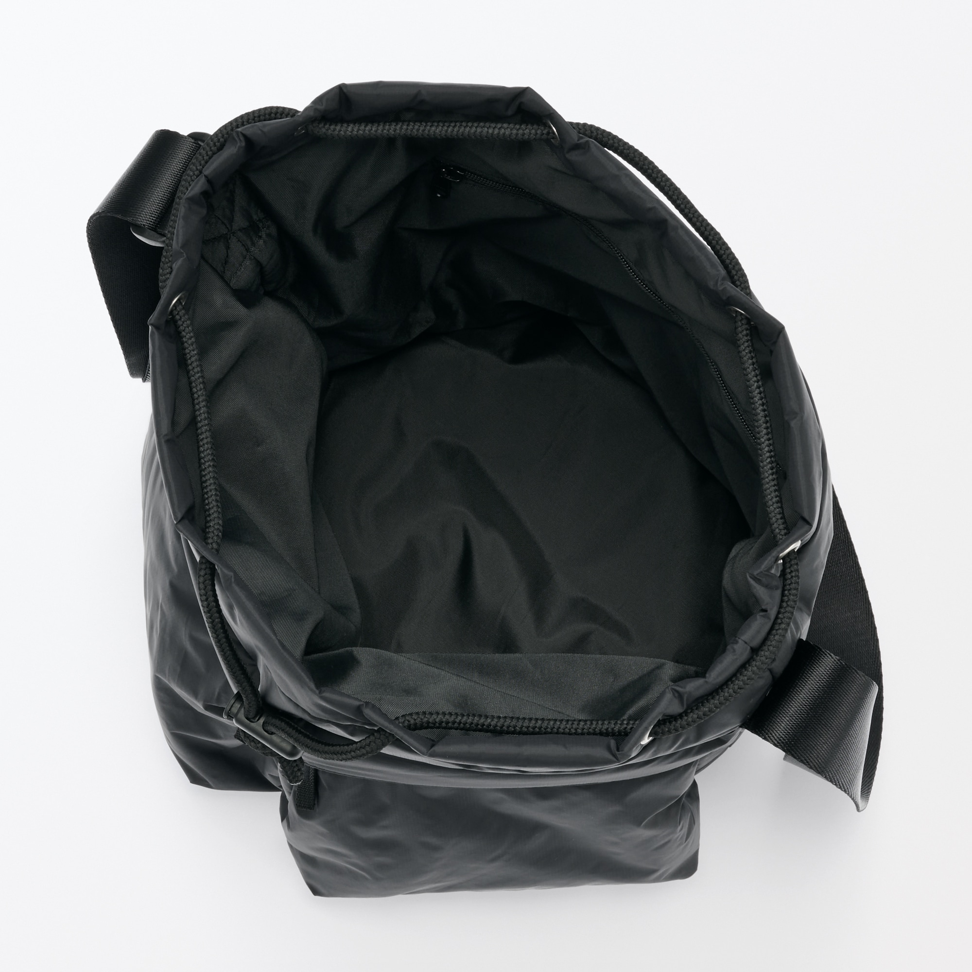 撥水中わた入り　巾着バッグ