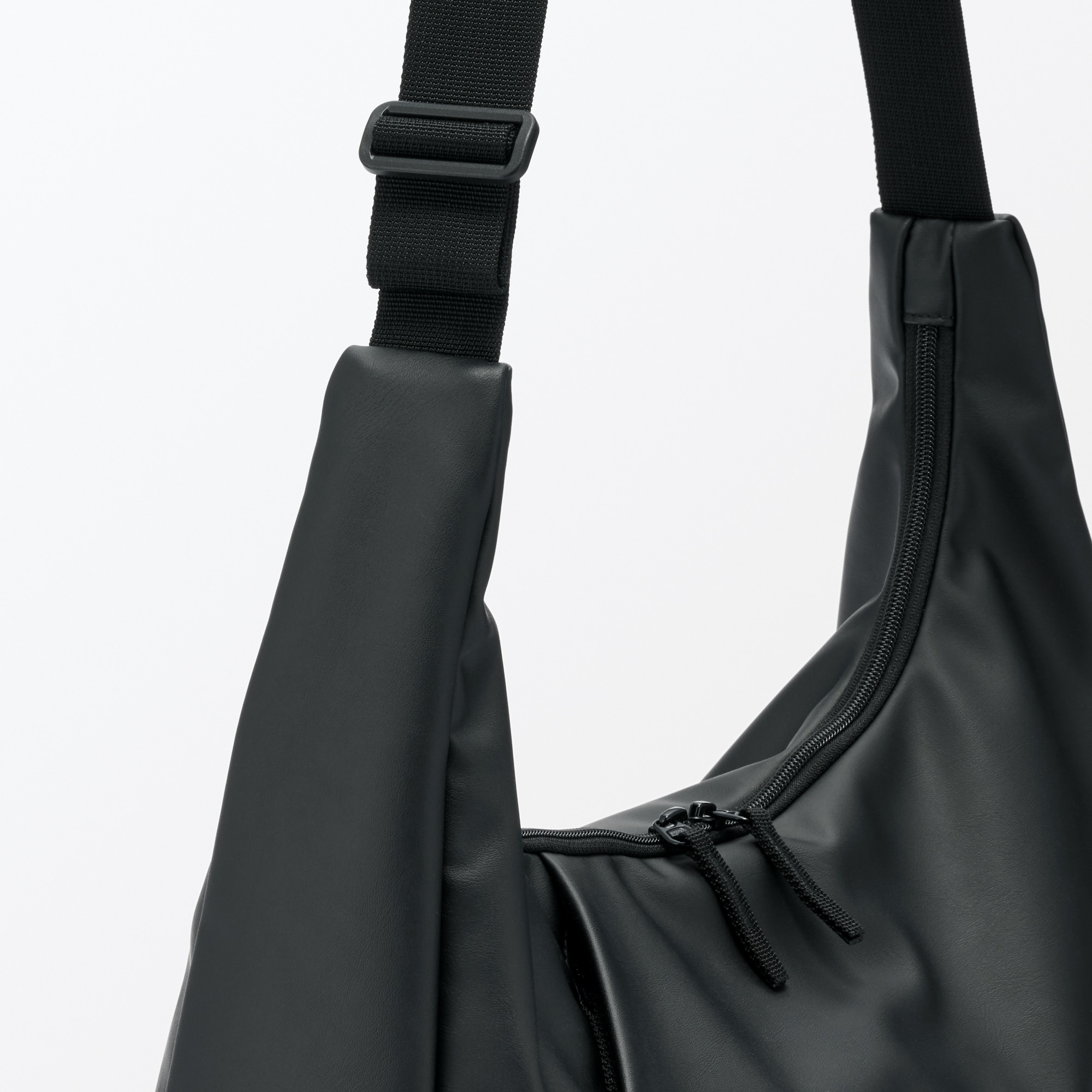 植物由来の原料を使った　２ＷＡＹワンショルダーバッグ