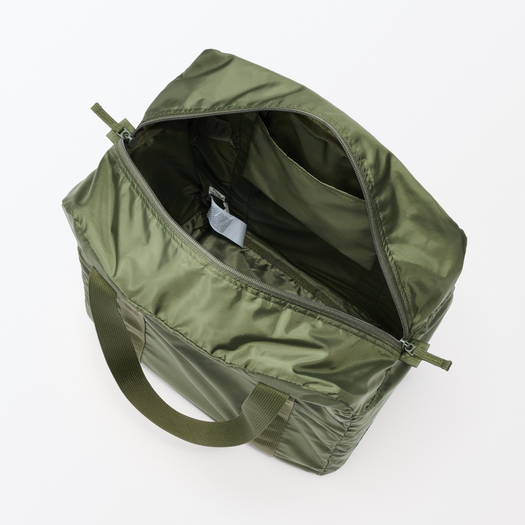 たためる　撥水縦型ボストンバッグ