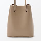 ヌメ革　巾着バッグ