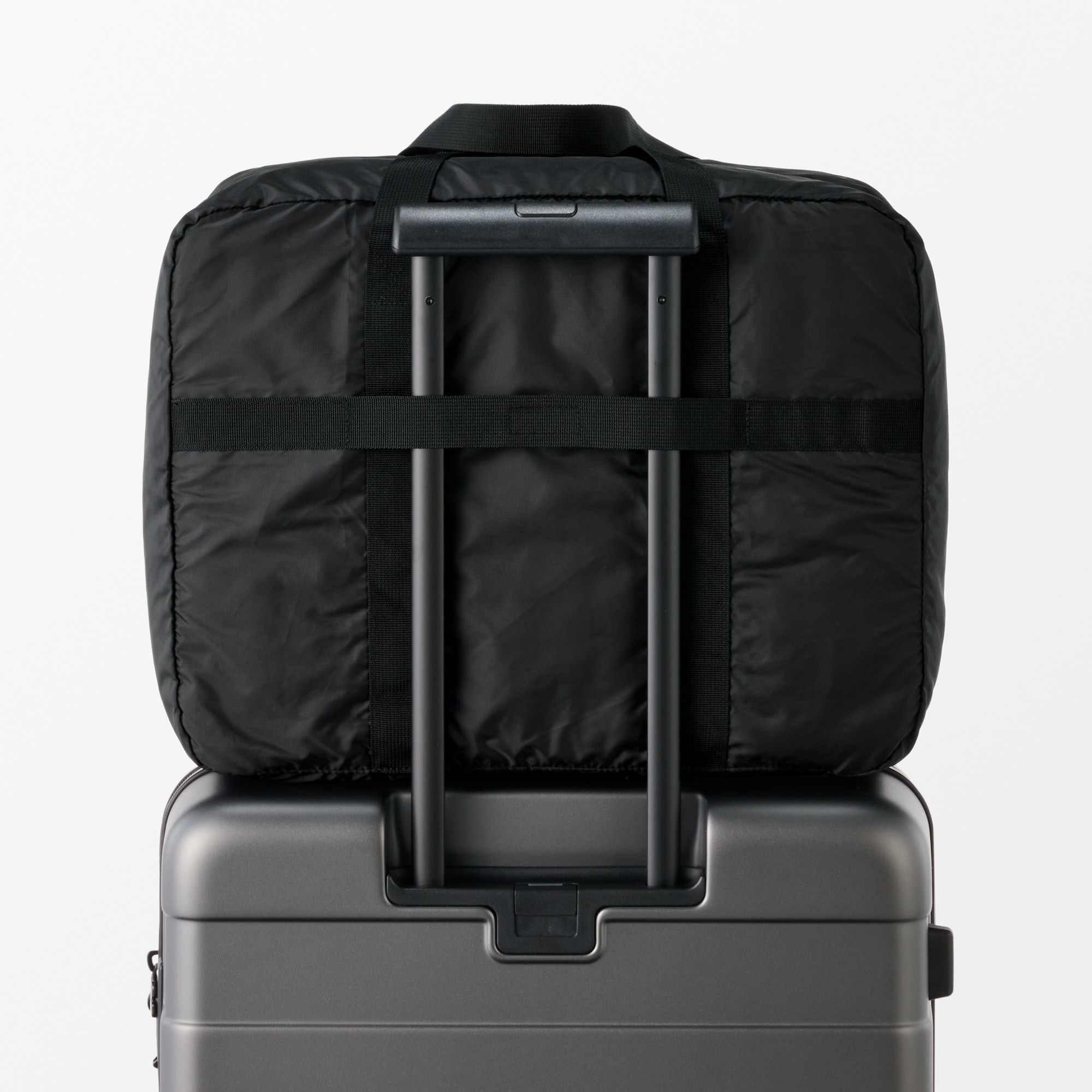 たためる　撥水　旅に便利なボストンバッグ