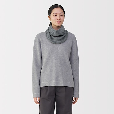 首のチクチクを抑えたメリノウール混　ネックウォーマー