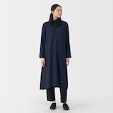 首のチクチクを抑えたメリノウール混　ネックウォーマー