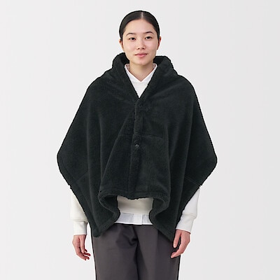 再生ポリエステルあったかボア　ケープ