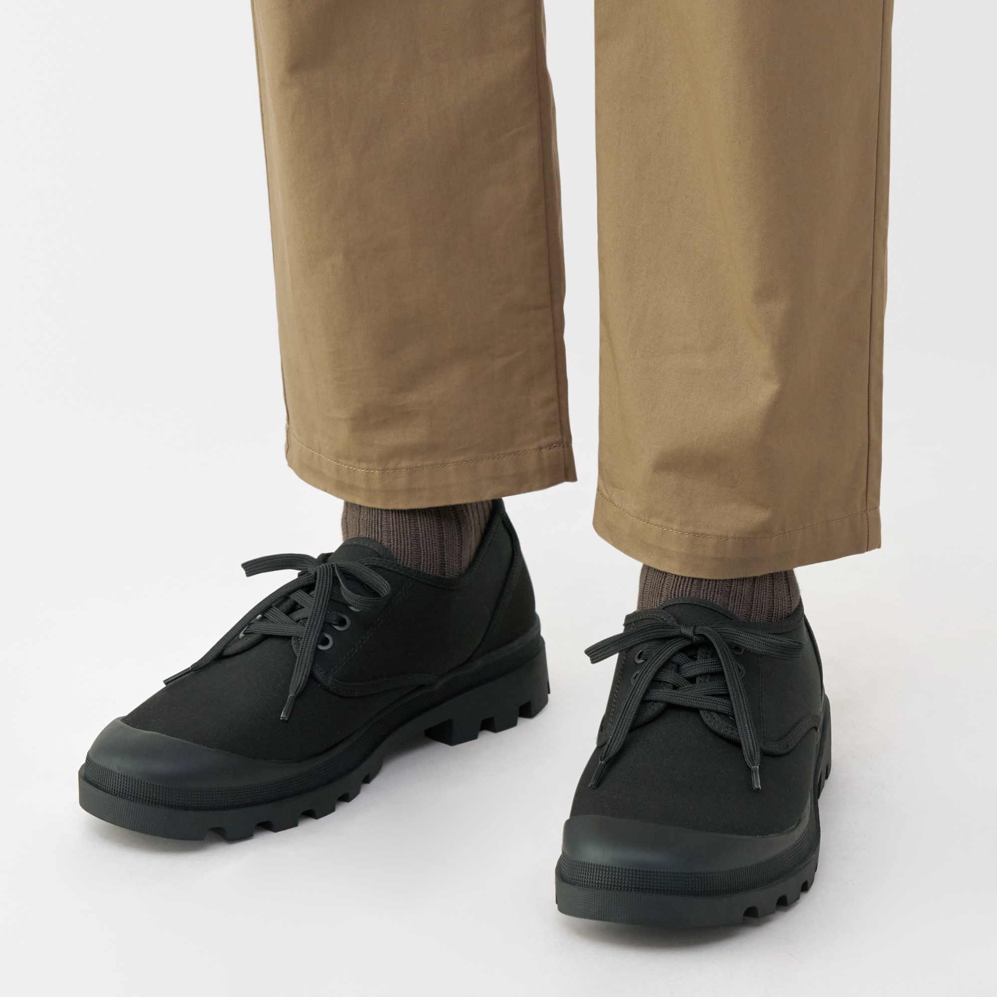 紳士　柔らかい中敷を使用した　撥水タンクソールシューズ