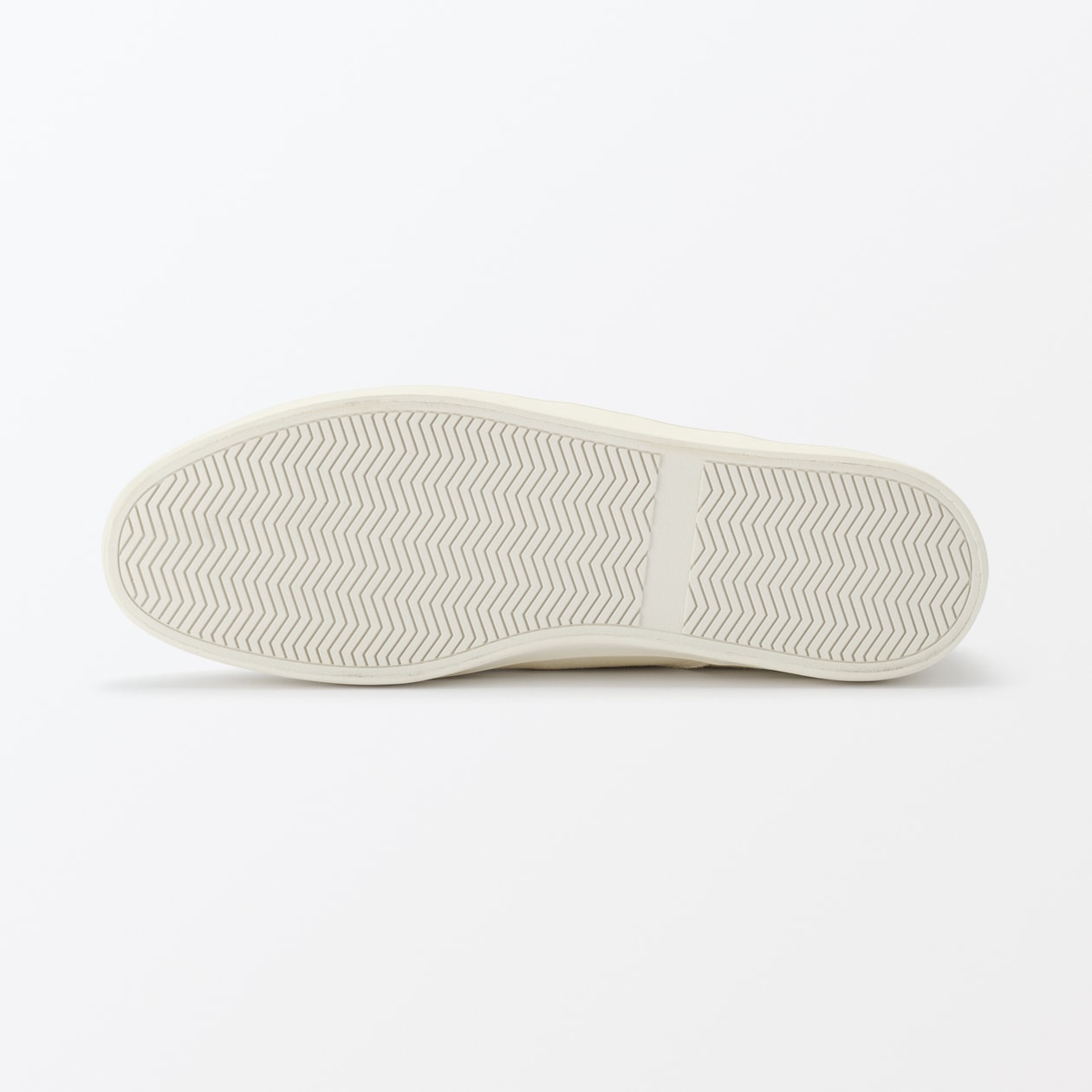 紳士　柔らかい中敷を使用した　撥水キャンバススニーカー