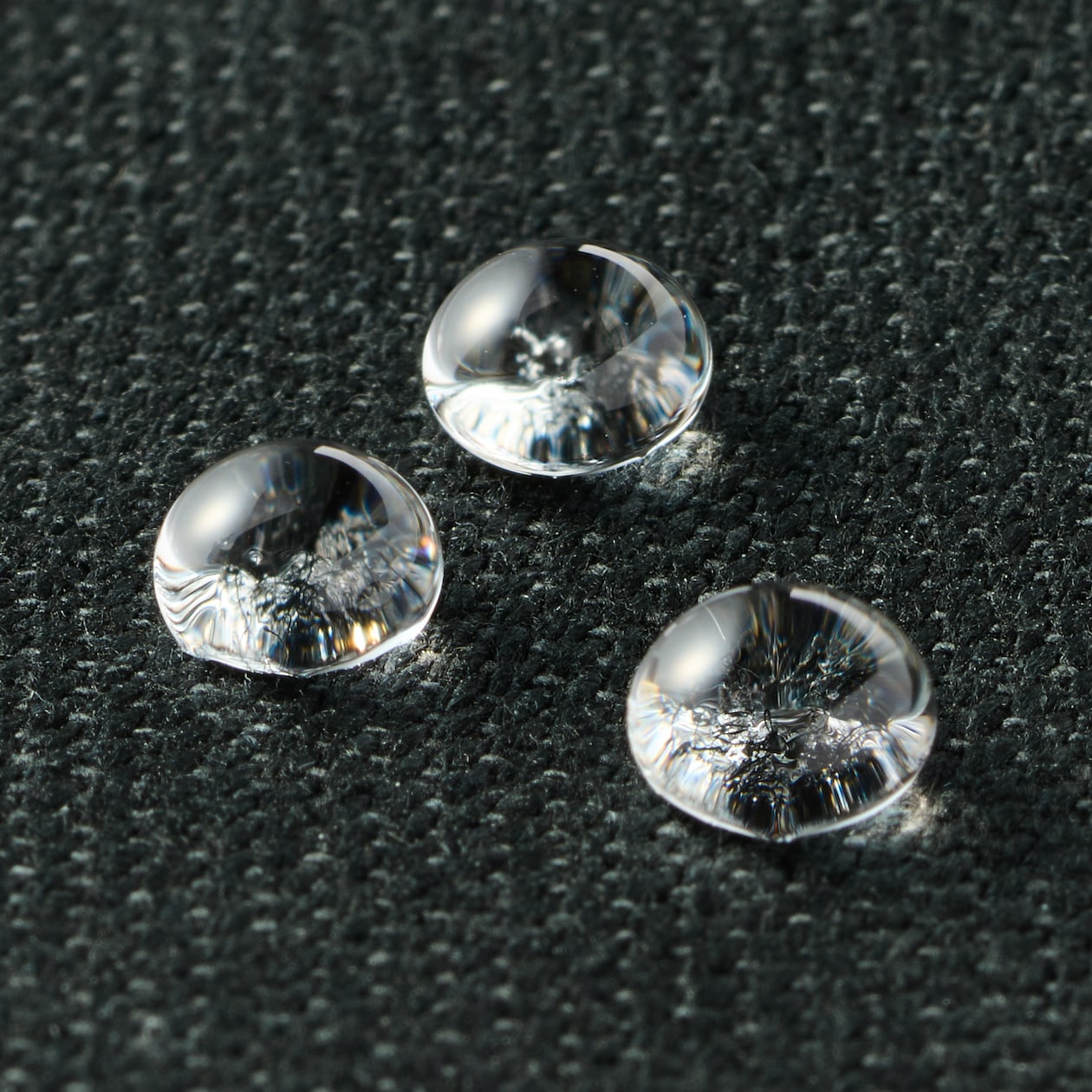 紳士　柔らかい中敷を使用した　撥水キャンバススニーカー