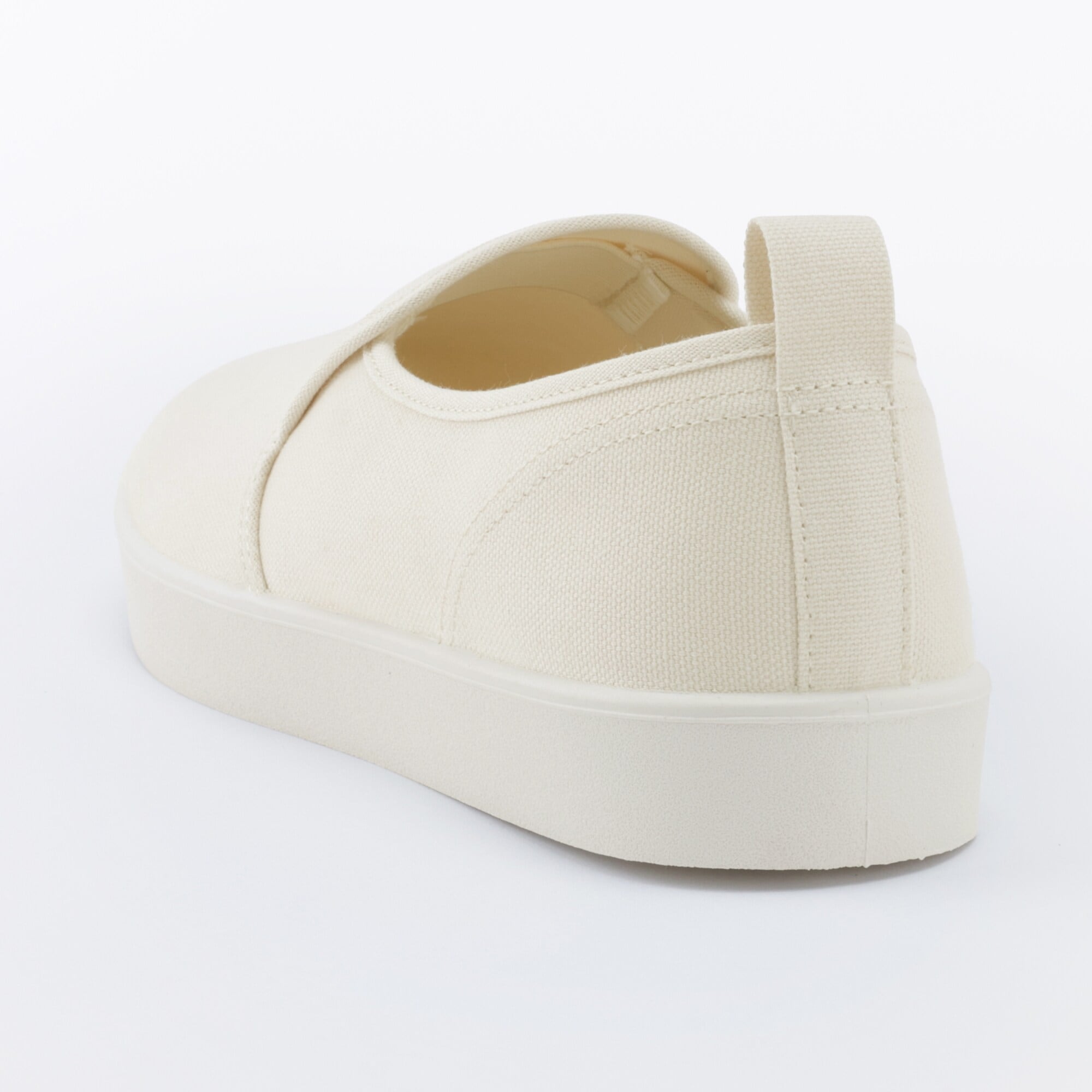 紳士　柔らかい中敷を使用した　撥水スリッポンスニーカー