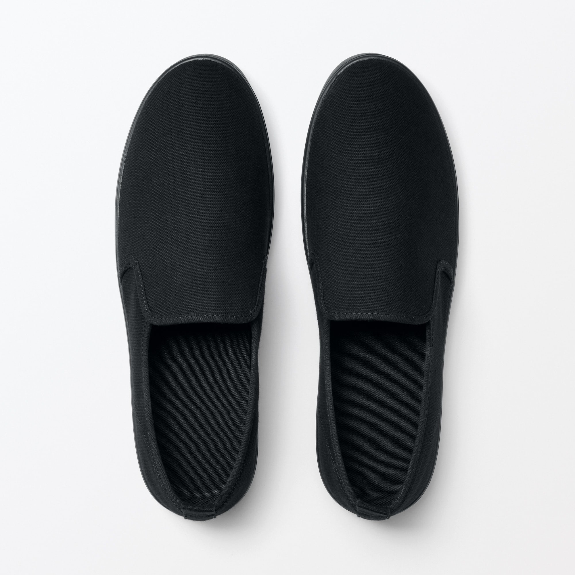 紳士　柔らかい中敷を使用した　撥水スリッポンスニーカー