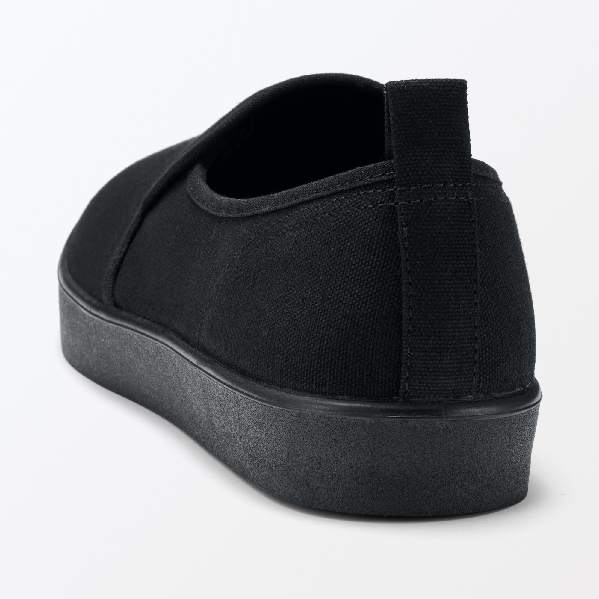 紳士　柔らかい中敷を使用した　撥水スリッポンスニーカー