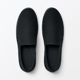 紳士　柔らかい中敷を使用した　撥水スリッポンスニーカー