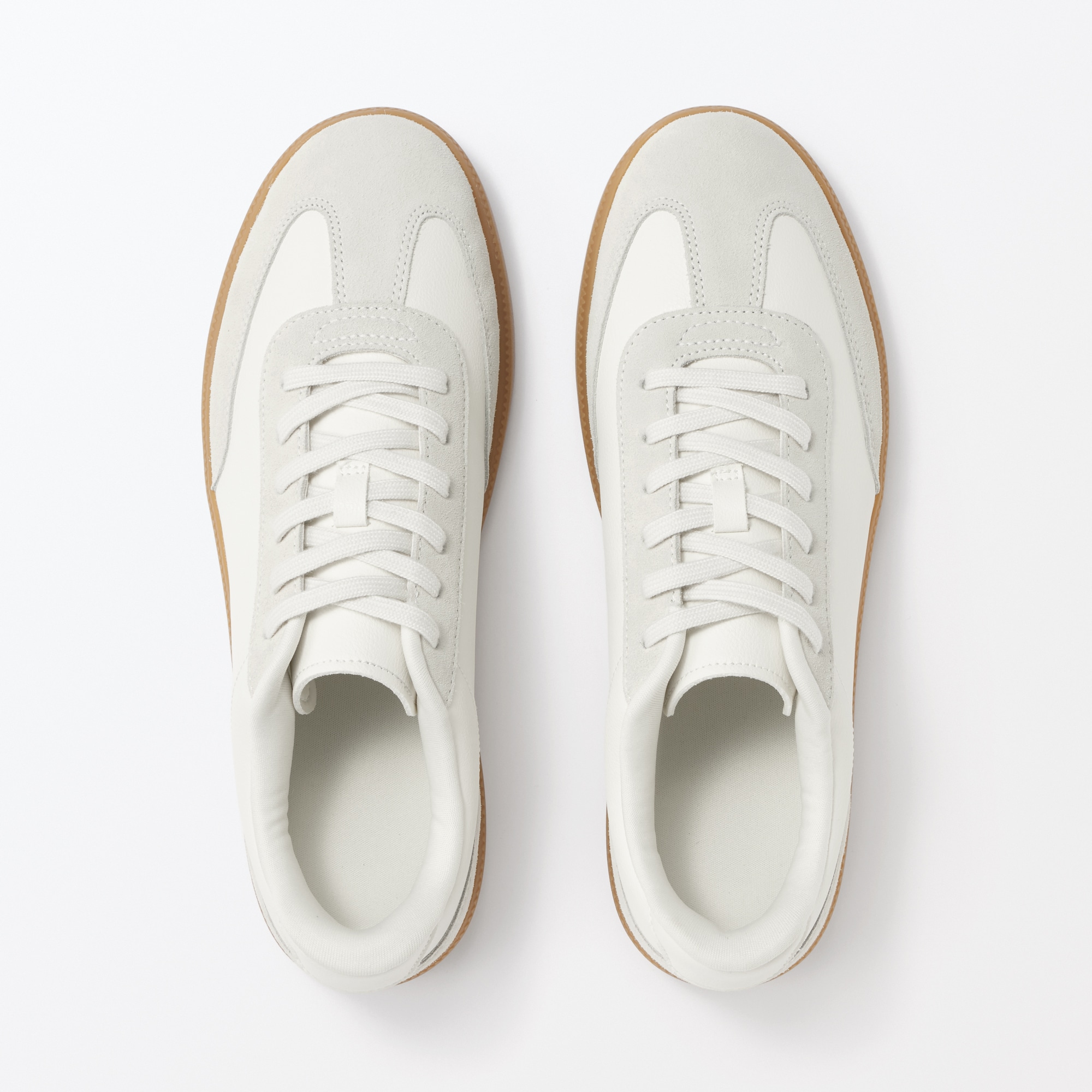 紳士　柔らかい中敷を使用した　コンビネーションスニーカー