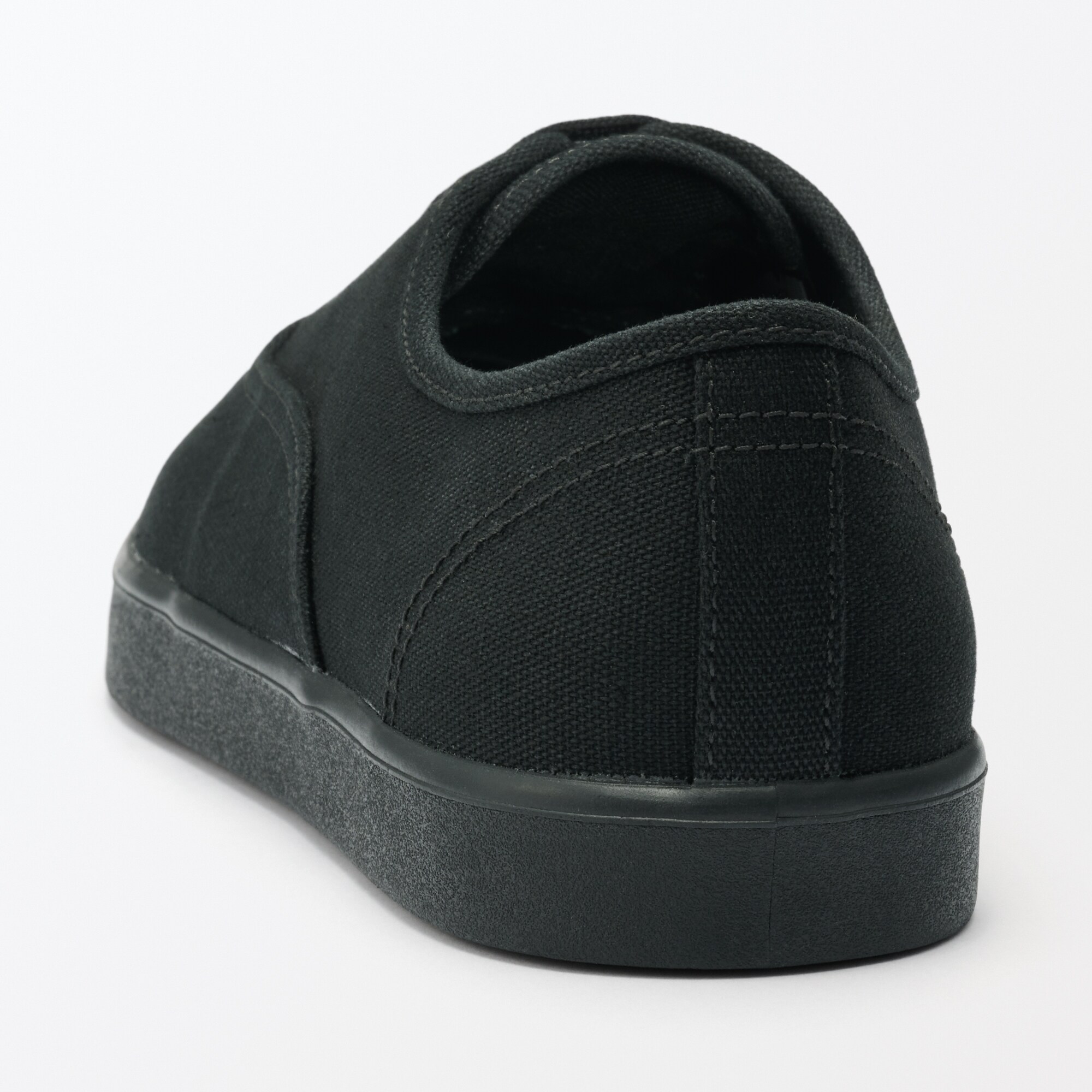 婦人　柔らかい中敷を使用した　撥水キャンバススニーカー