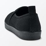 婦人　柔らかい中敷を使用した　撥水スリッポンスニーカー