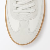 婦人　柔らかい中敷を使用した　コンビネーションスニーカー