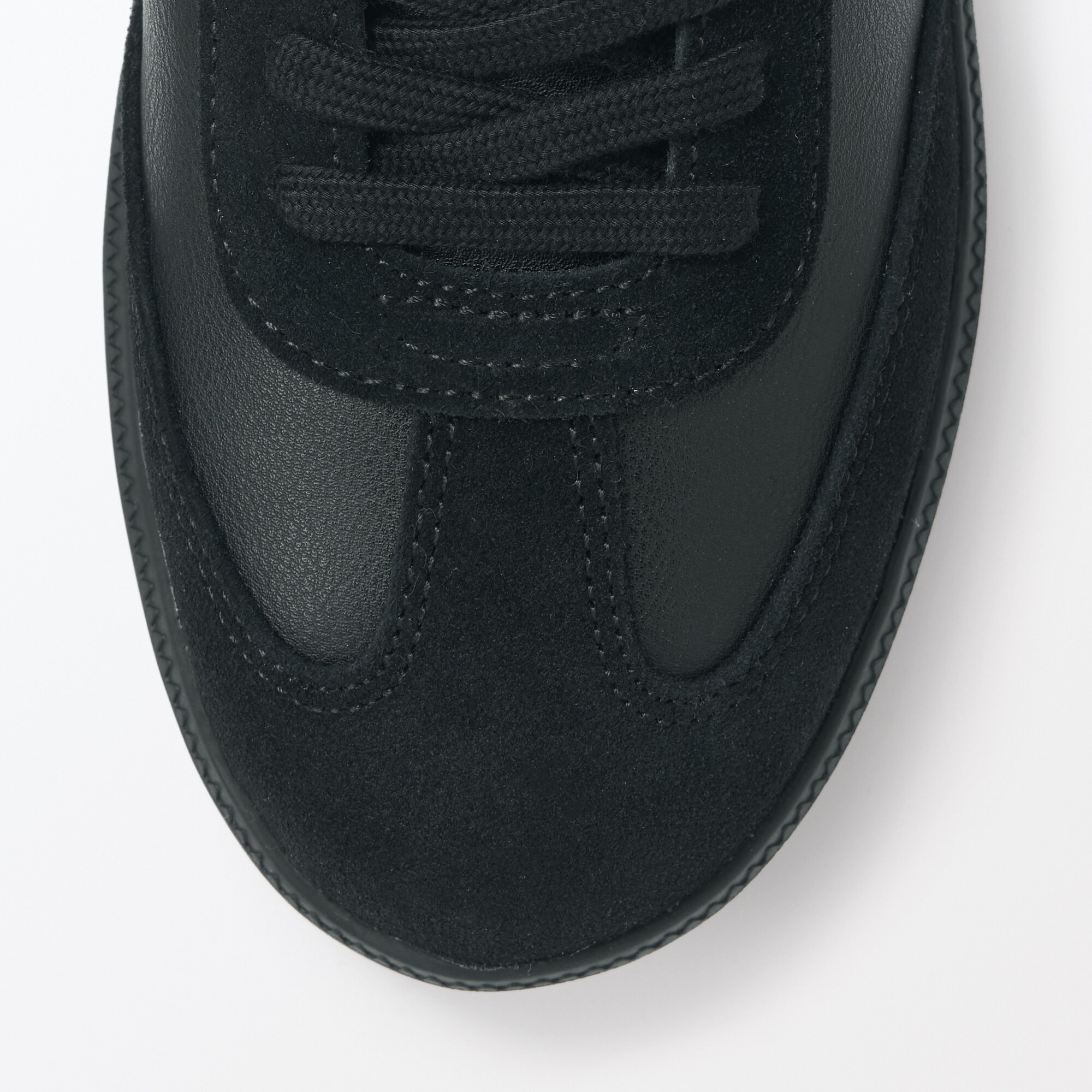 婦人　柔らかい中敷を使用した　コンビネーションスニーカー