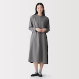 婦人　柔らかい中敷を使用した　撥水ストラップリボンフラットシューズ